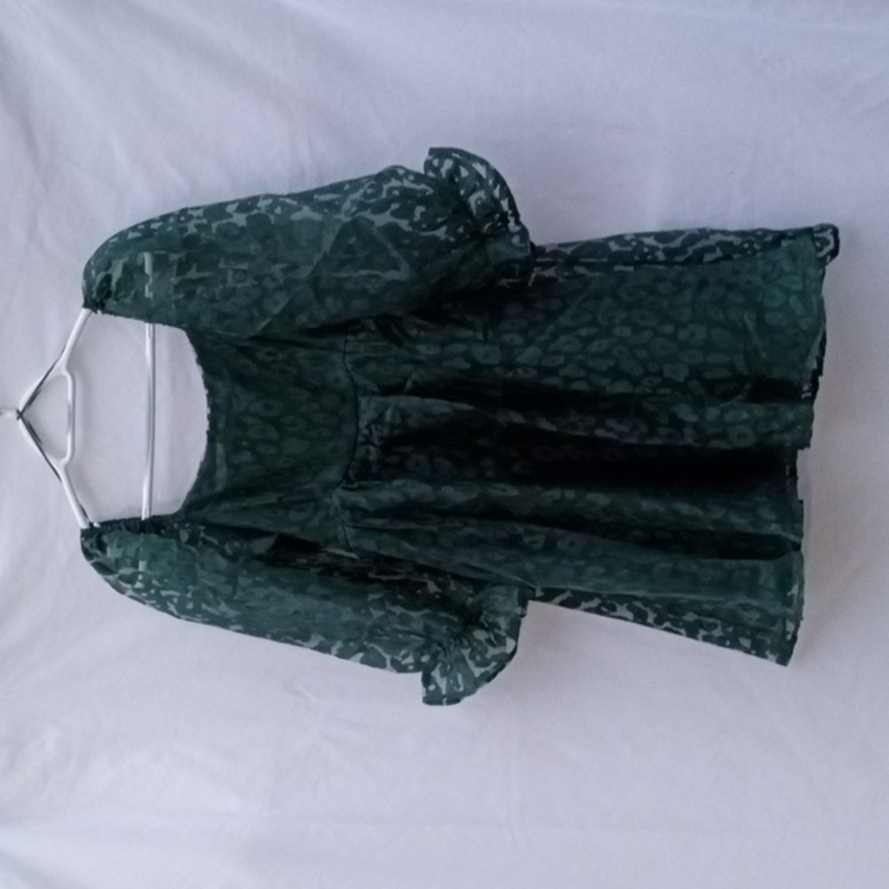 Entro dress size large